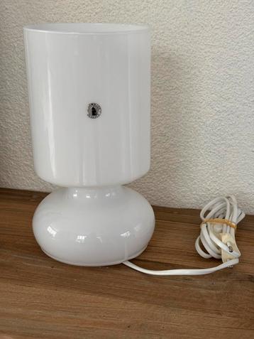 Witte ikea mushroom lykta tafellamp. beschikbaar voor biedingen
