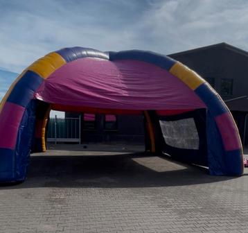 Opblaasbare spider tent/ partytent te huur beschikbaar voor biedingen