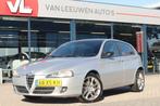 Alfa Romeo 147 1.6 T.Spark Collezione II | Clima | Trekhaak, Auto's, Voorwielaandrijving, Gebruikt, Zwart, 4 cilinders
