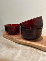 3 Arcoroc France sierra schaaltjes rood, Ophalen of Verzenden, Kom(men), Overige stijlen, Glas