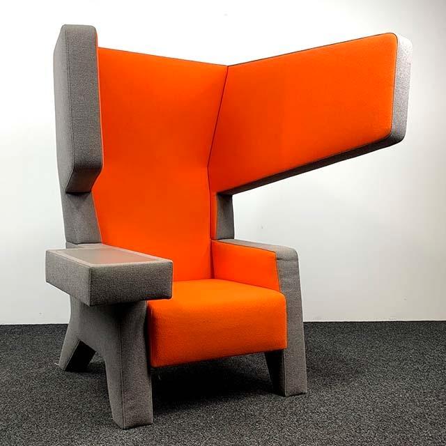 Prooff EarChair Fauteuil - Grijs/Oranje 22718, Huis en Inrichting, Fauteuils, Gebruikt, Stof, Ophalen