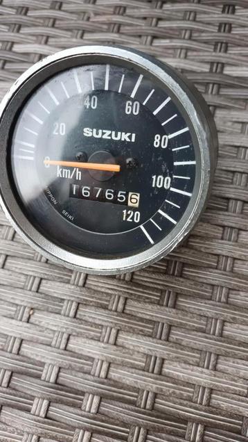 Suzuki kilometerteller.  ZR50 beschikbaar voor biedingen