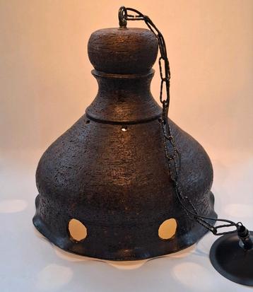 Grote Vintage Keramieke Brutalist Hanglamp  beschikbaar voor biedingen