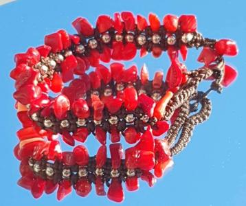 Oude mooi Armband.

 beschikbaar voor biedingen