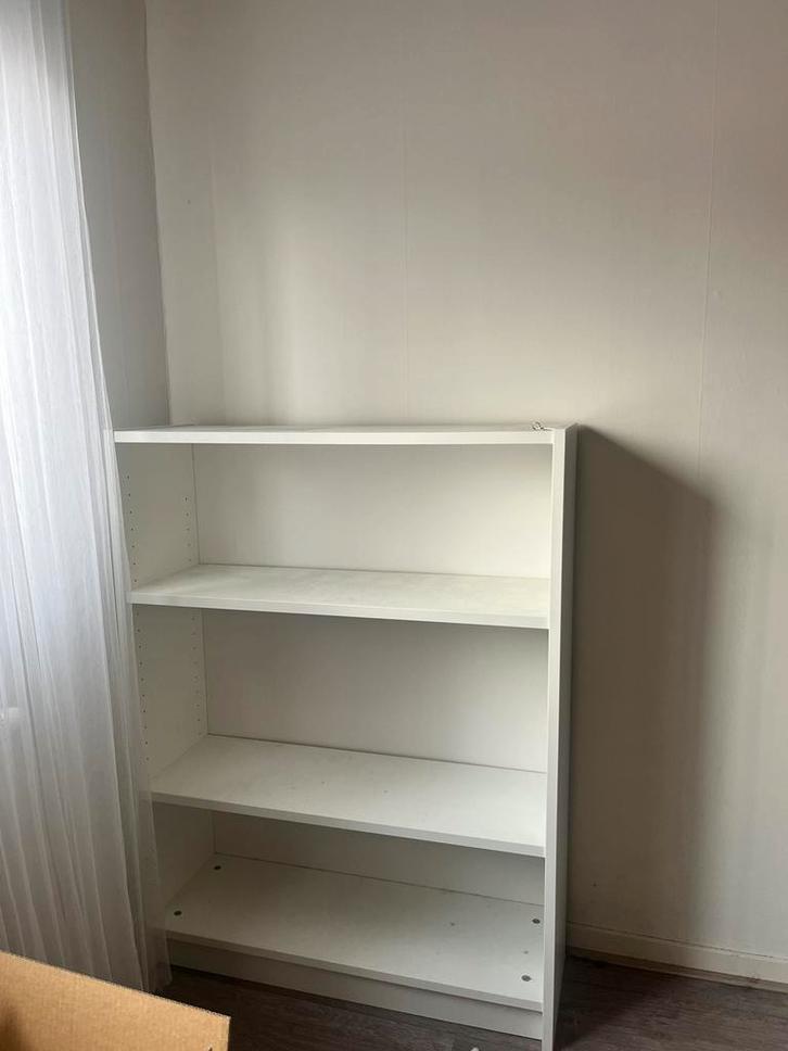 Billy boekenkast ikea wit, Huis en Inrichting, Kasten | Boekenkasten, Zo goed als nieuw, 50 tot 100 cm, 200 cm of meer, 25 tot 50 cm