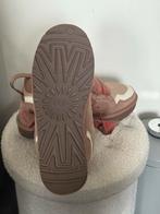 Nieuwe Uggs maat 40 in doos met extra veters, Kleding | Dames, Schoenen, Bruin, Overige typen, Nieuw, Ophalen of Verzenden