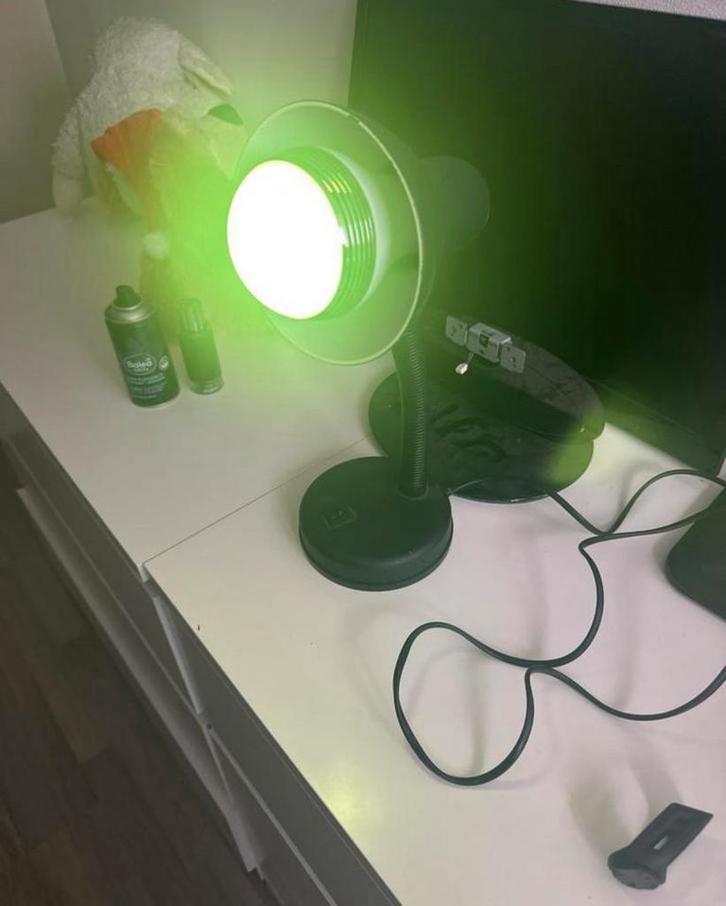 Slime bluetooth lamp met app verchillende kleuren, Spelcomputers en Games, Spelcomputers | Xbox Original, Zo goed als nieuw, Zonder controller