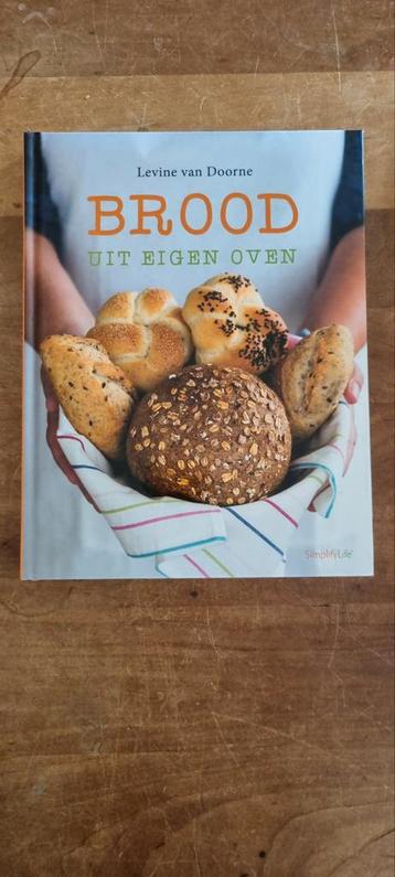 Brood uit Eigen Oven - Levine van Doorne beschikbaar voor biedingen