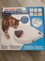 Cat Mate automatische voerbak, Ophalen of Verzenden, Zo goed als nieuw
