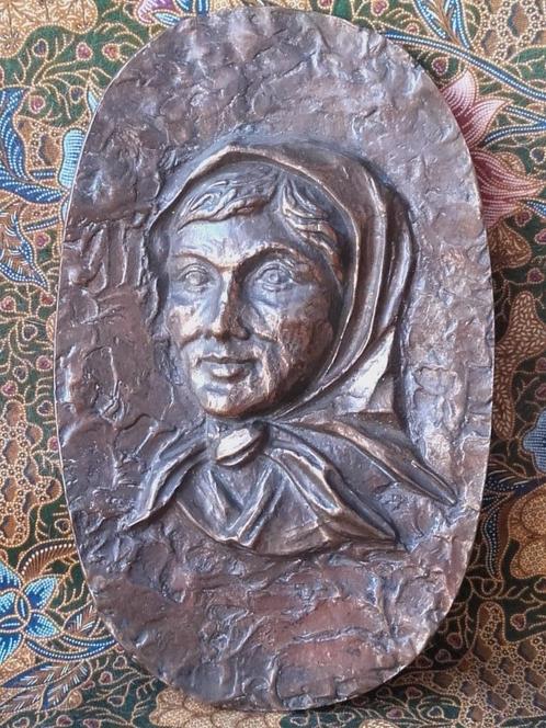 Mooie zware antieke plaquette uit Frankrijk 26,5 cm. 1900., Antiek en Kunst, Antiek | Koper en Brons, Brons, Ophalen of Verzenden