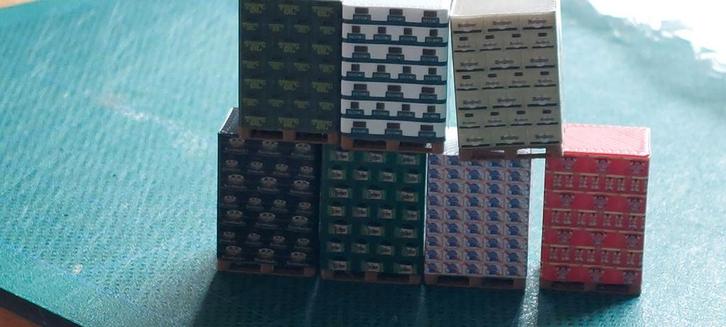 H0LK 1129 PALLETS MET DRANK 1/86, Hobby en Vrije tijd, Modeltreinen | H0, Nieuw, Overige typen, Gelijkstroom of Wisselstroom, Overige merken