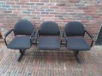 Wachtkamerbank met metalen frame, Huis en Inrichting, Stoelen, Ophalen, Metaal