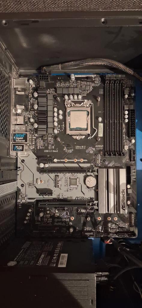 Asrock Z390 Pro4 Moederbord, Computers en Software, Moederborden, Zo goed als nieuw, DDR4, Ophalen of Verzenden