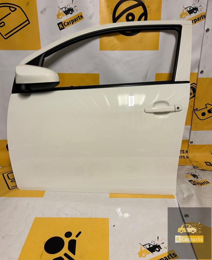 Links voor portier Peugeot 18 Citro n C1 Toyota Aygo KWD 068, Auto-onderdelen, Interieur en Bekleding, Toyota, Gebruikt, Ophalen of Verzenden