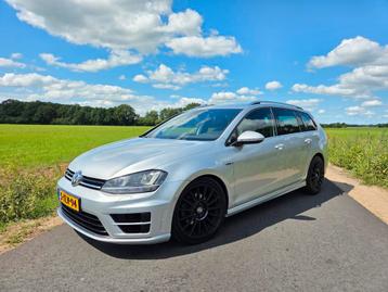 VW Golf Variant 2.0 TDI R-pakket 150pk 7-DSG 2014 Grijs beschikbaar voor biedingen
