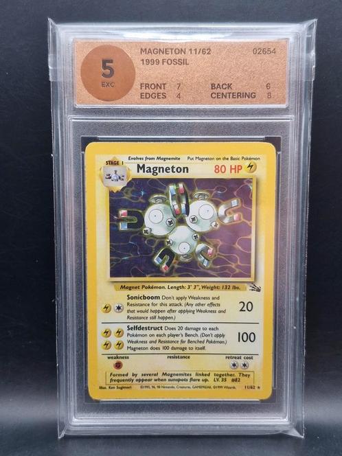 Magneton 1999 fossil #11 woetoe Grading 5, Hobby en Vrije tijd, Verzamelkaartspellen | Pokémon, Zo goed als nieuw, Meerdere kaarten