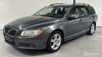 Volvo V70 2.5T Momentum DYNAUDIO / XENON beschikbaar voor biedingen