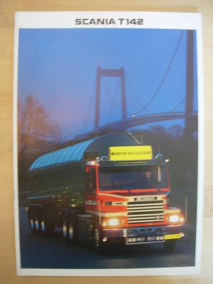 Scania T142 Brochure 1982 - T 142 Torpedo Neus V8, Boeken, Auto's | Folders en Tijdschriften, Zo goed als nieuw, Overige merken