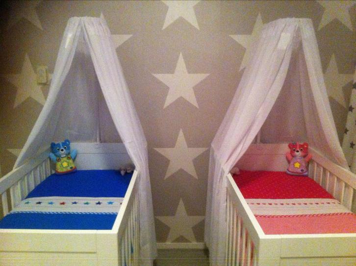 2x Ledikant - Ideaal voor een tweeling!, Kinderen en Baby's, Babywiegjes en Ledikanten, Gebruikt, Ledikant, Ophalen