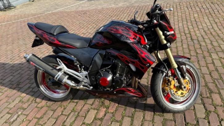 Kawasaki z1000 full custom special paint 2004, Motoren, Motoren | Kawasaki, Bedrijf, Naked bike, meer dan 35 kW, 4 cilinders, Motorrijbewijs A