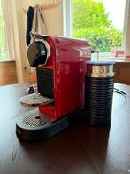 Krups Nespresso koffiemachine incl. Melkopschuimer - rood, Ophalen, Zo goed als nieuw, Koffiemachine