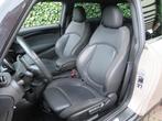 MINI Cooper 1.5 Classic F56 LCI2 automaat met LED, Apple Car, 12 maanden, 136 pk, Gebruikt, Zwart