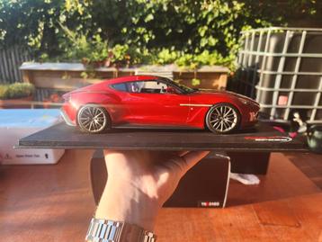 1:18 Top speed, Aston Martin Vanquish Zagato LAVA RED beschikbaar voor biedingen