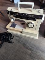 Naaimachine Singer 7104, Hobby en Vrije tijd, Naaimachines en Toebehoren, Ophalen of Verzenden, Gebruikt, Naaimachine, Singer