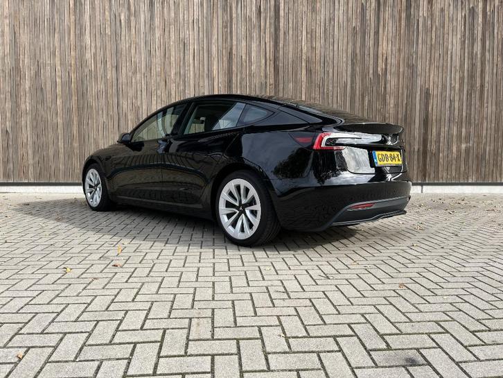 Tesla Model 3 2024 Highland Zwart - Trekhaak + Winterset, Auto's, Tesla, Particulier, Model 3, 360° camera, ABS, Achteruitrijcamera