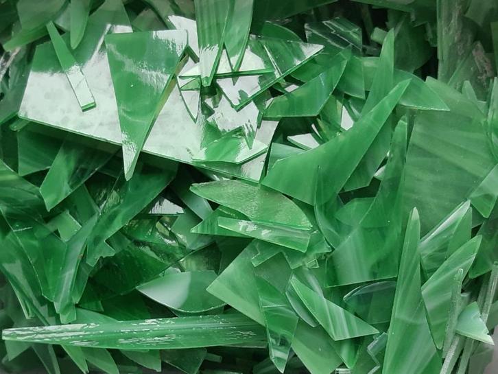 glasscherven, 2 kilo voor €20,-, voor mozaïek op bv lamp/bal, Hobby en Vrije tijd, Knutselen, Nieuw, Materiaal, Ophalen of Verzenden