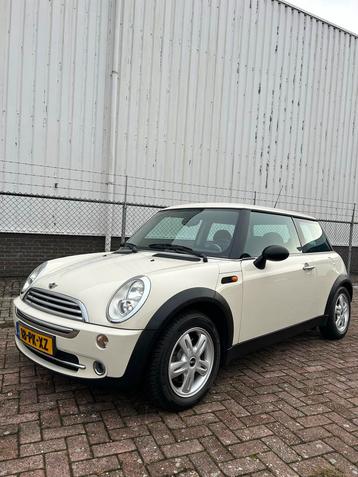 Mini 1.6 16V ONE 2004 Wit beschikbaar voor biedingen