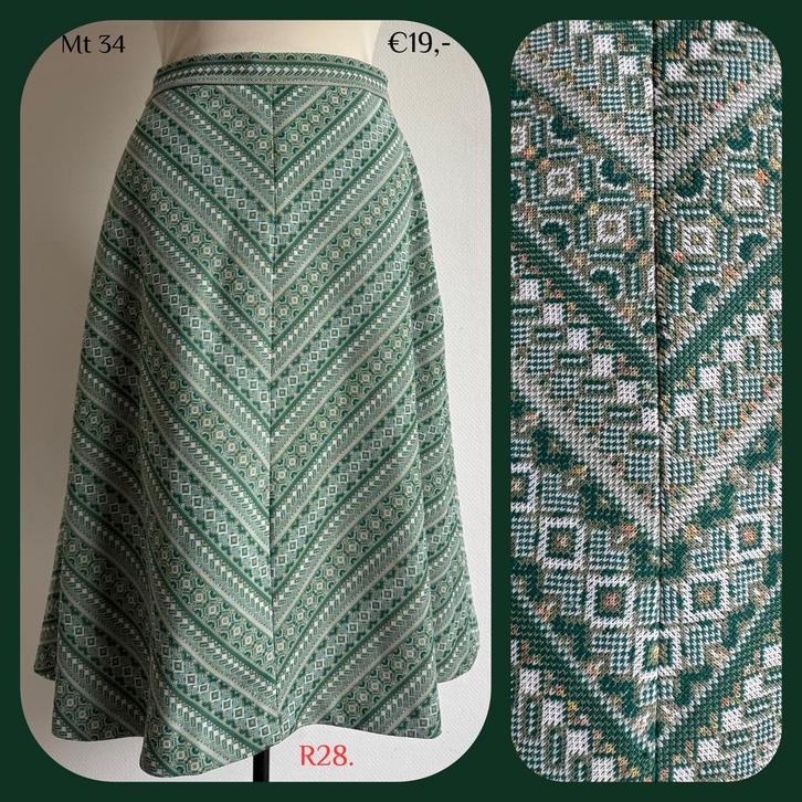 R28. Vintage rokje mt 34, Kleding | Dames, Rokken, Gedragen, Maat 34 (XS) of kleiner, Groen, Onder de knie, Verzenden