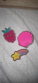 3 pins, Ophalen of Verzenden, Zo goed als nieuw, Overige onderwerpen, Speldje of Pin