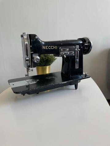 Necchi BU Nova Retro Naaimachine beschikbaar voor biedingen