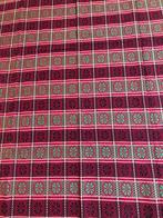 Prachtige vintage grand foulard 218 / 152, Huis en Inrichting, Woonaccessoires | Plaids en Woondekens, Ophalen of Verzenden, DJT