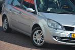 Renault Grand Scénic 2.0-16V Tech Line | Navigatie | Cruise, Auto's, Renault, 1998 cc, 135 pk, 4 cilinders, Leder en Stof