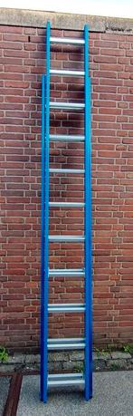 Hele nette 2 delige ladder opsteekladder, 4,5 meter hoogte, Ophalen, Zo goed als nieuw, 4 meter of meer