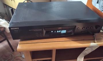 CD SPELER Sony CDP-XE270 MET GARANTIE  beschikbaar voor biedingen