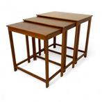 Set van 3 vintage bijzettafels / nesting tables, Huis en Inrichting, Tafels | Sidetables, Scandinavisch design - Deens - Vintage