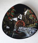 Longwy zwart bord met decor van watermolen 26x26 cm, Antiek en Kunst, Ophalen of Verzenden