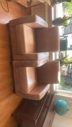 2 fauteuils GRATIS af te halen, Huis en Inrichting, Stoelen, Ophalen, Gebruikt, Leer, Twee