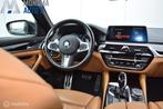 BMW 520i Touring M-Sport Azuritschwarz Individual Caramel Na, Automaat, 1998 cc, Achterwielaandrijving, 4 cilinders