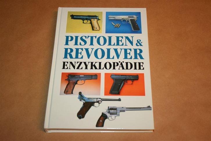Pistolen und Revolver Enzyklopädie., Boeken, Oorlog en Militair, Gelezen, Overige onderwerpen, Tweede Wereldoorlog, Ophalen of Verzenden