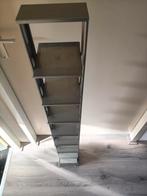 Metalen CD Rek met Betonnen Voet, Ophalen, Gebruikt