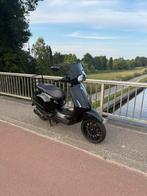 Vespa Sprint Zwart op Zwart, Motoren, Ophalen