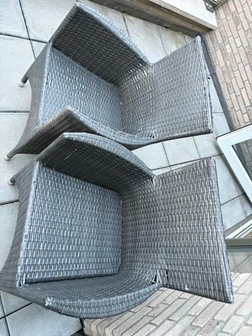 Tuinstoelen beschikbaar voor biedingen