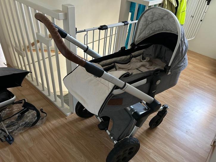 Joolz Day 1 Grey, Kinderen en Baby's, Kinderwagens en Combinaties, Gebruikt, Combiwagen, Overige merken, Luchtbanden, Verstelbare duwstang