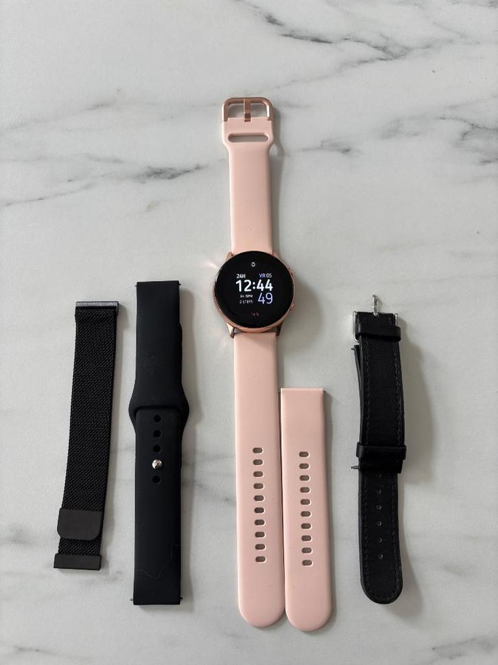 Samsung galaxy watch active (incl oplader), Sieraden, Tassen en Uiterlijk, Smartwatches, Gebruikt, Android, Roze, Ophalen