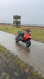 Aprillia sr 50, Fietsen en Brommers, Ophalen, Zo goed als nieuw, Tweetakt, Overige modellen