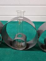 -	Vaasjes in metalen houder, Huis en Inrichting, Woonaccessoires | Vazen, Ophalen of Verzenden, 'T Olde Gre-j, Info@toldegrej.nl